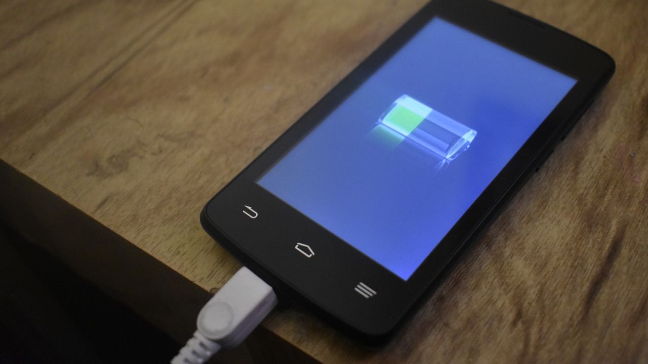 Te-dura-poco-la-batería-de-tu-celular 