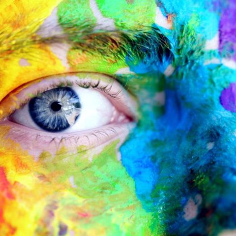 cirugía para aclarar el color delos ojos