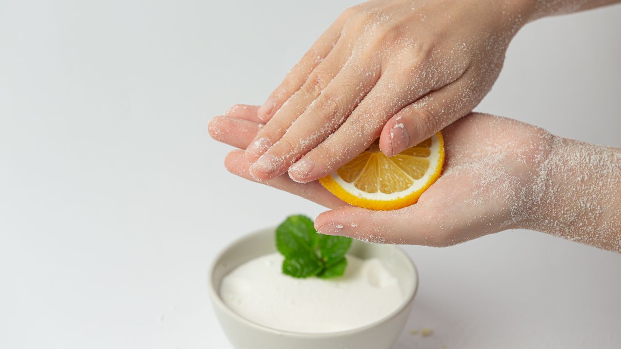 Bicarbonato para rejuvenecer la piel de las manos