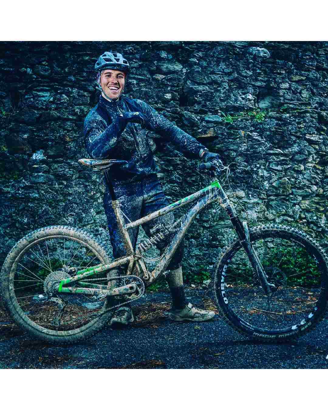 como lavar bicicleta de montaña