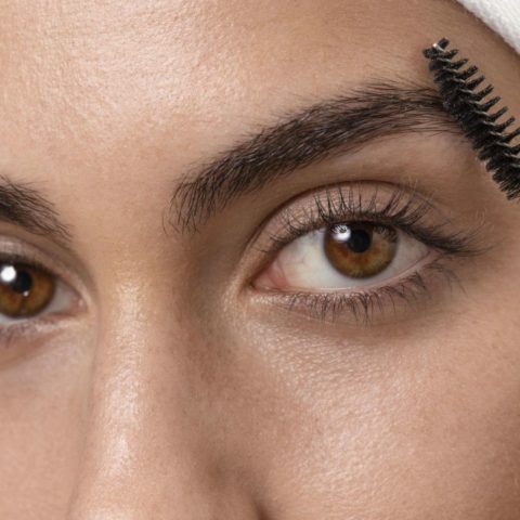 Remedios caseros para recuperar tus cejas