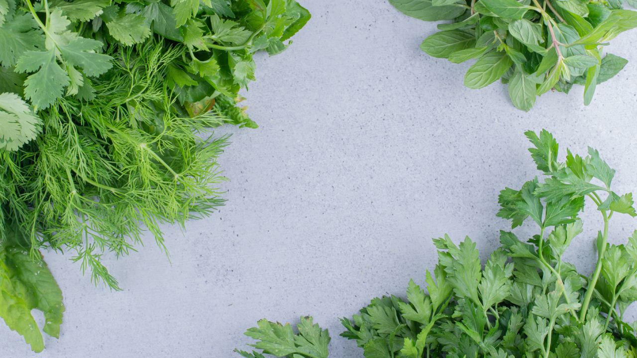 Conserva tus hierbas de olor con estos métodos