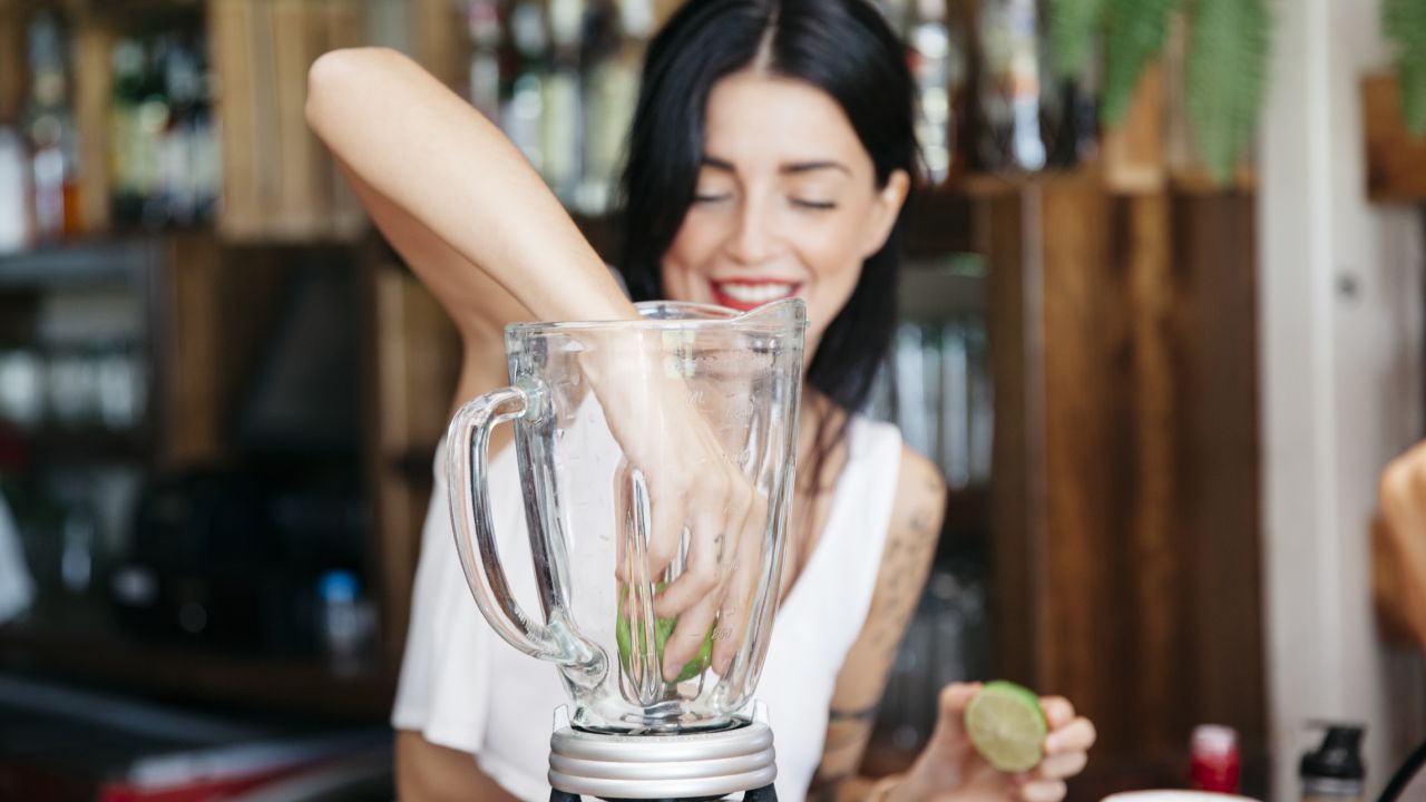 Lavar la licuadora en 30 segundos y sin esfuerzo