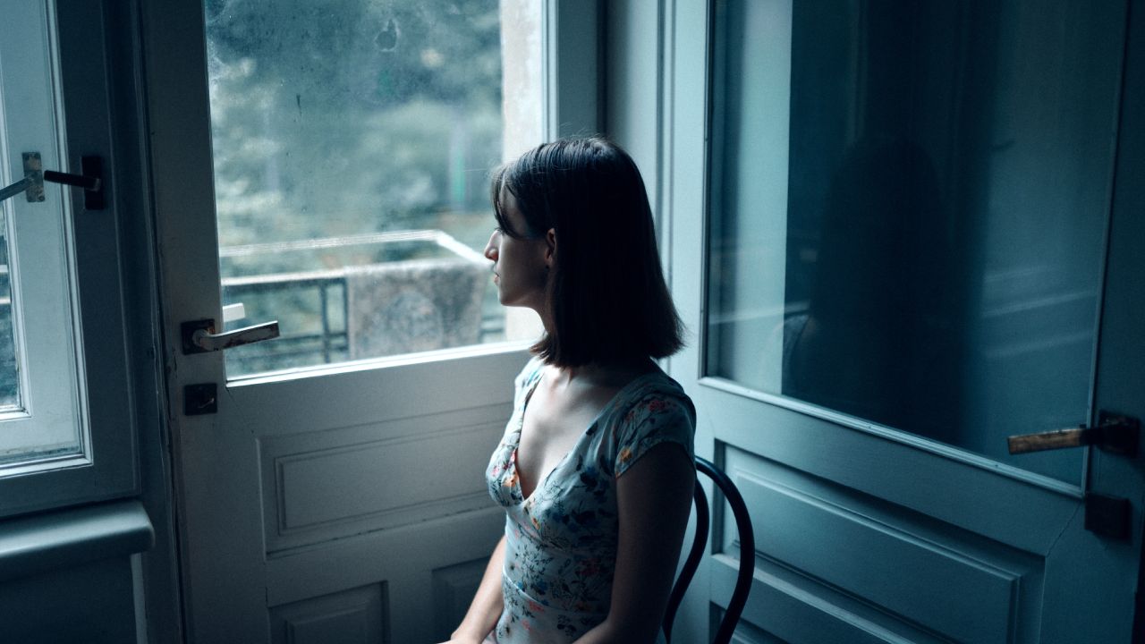 Cómo afrontar el sentimiento de no encajar con nadie