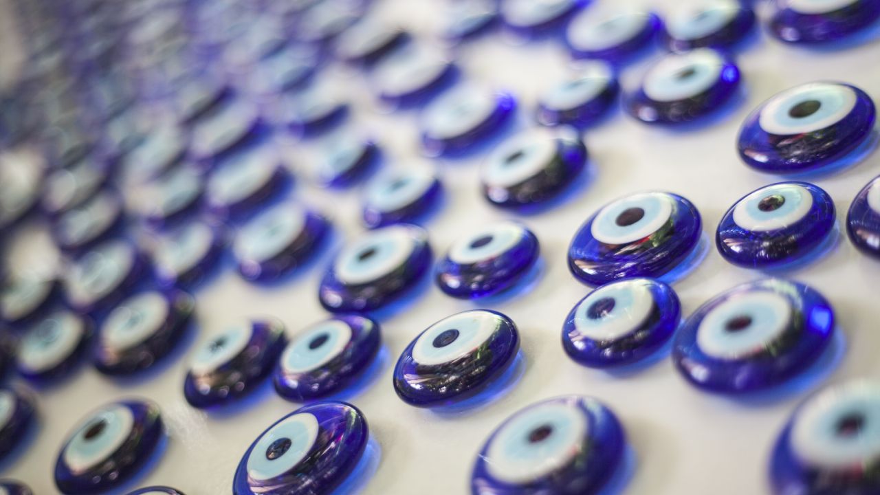 Origen del ojo turco