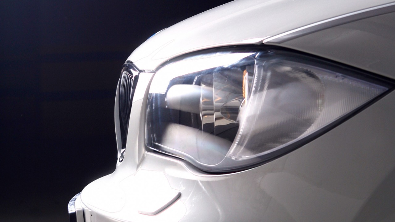 cómo limpiar faros amarillentos