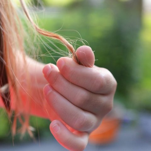 Caida de cabello estacional