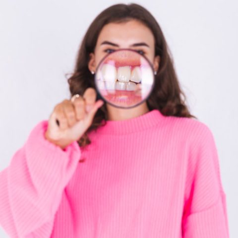 Causas del bruxismo y cómo evitarlo apretar dientes