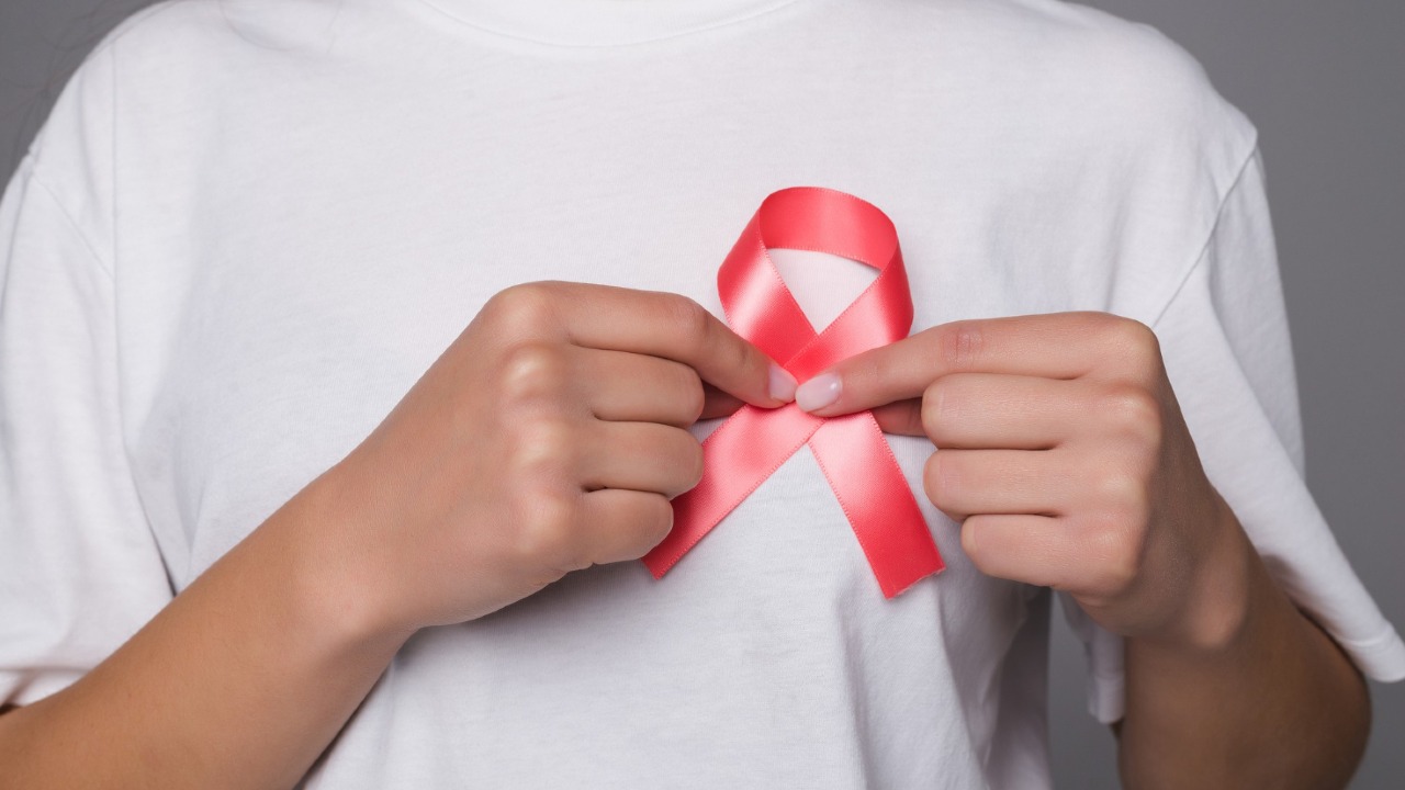 Como autoexplorarte cuando tienes implantes de senos