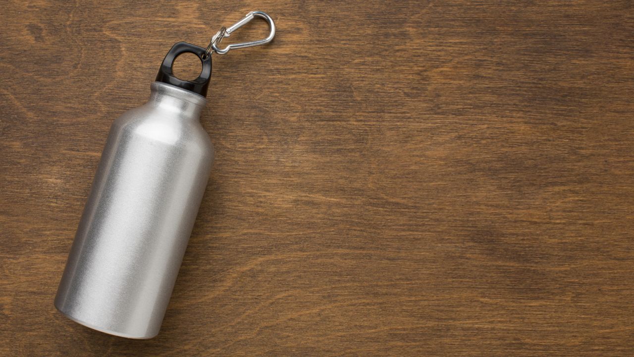 Elimina el olor a humedad de tus termos con estos tips