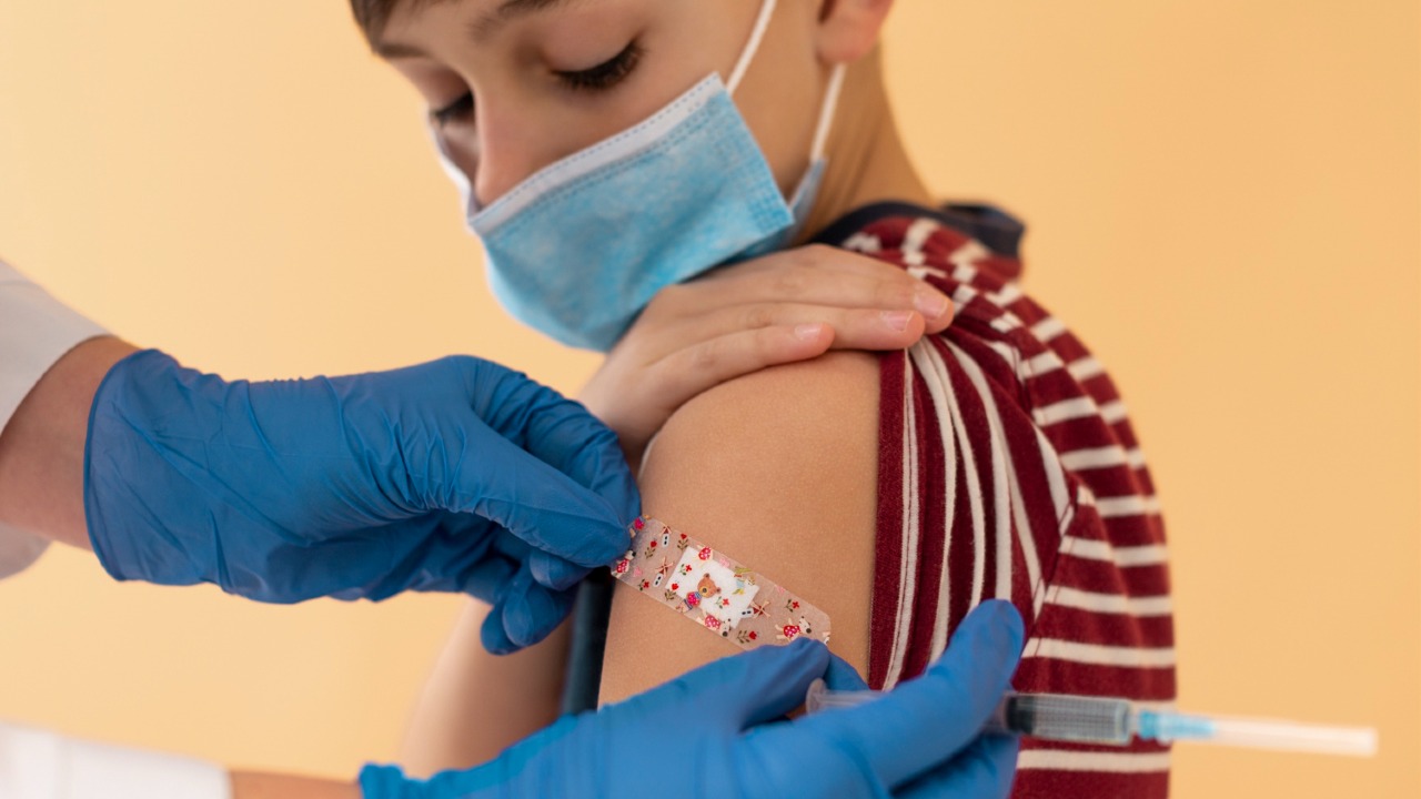 Efectos secundarios de la vacuna Pfizer contra COVID-19