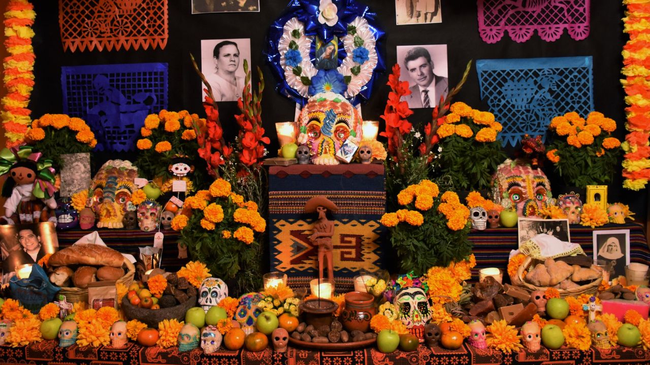Qué frutas debes poner en el altar