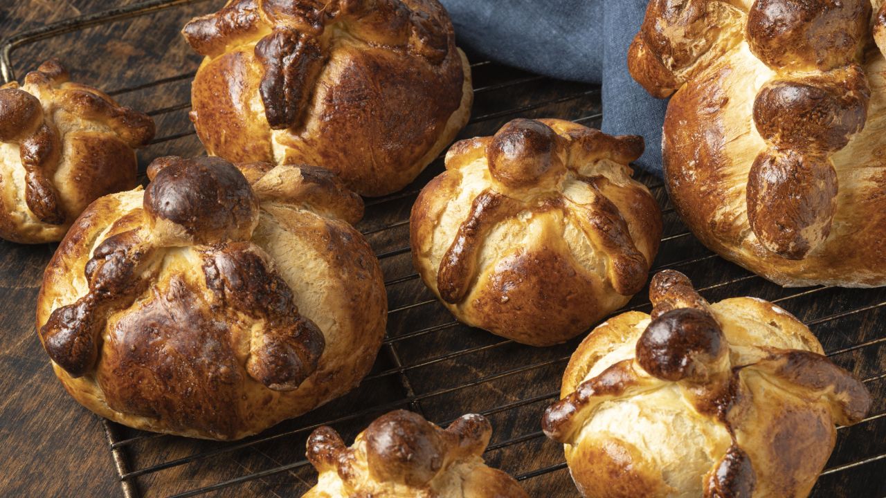 De dónde viene el pan de muerto