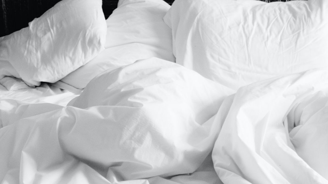 Aromatizante-casero-para-sabanas-cobijas-olor-menta-naranja