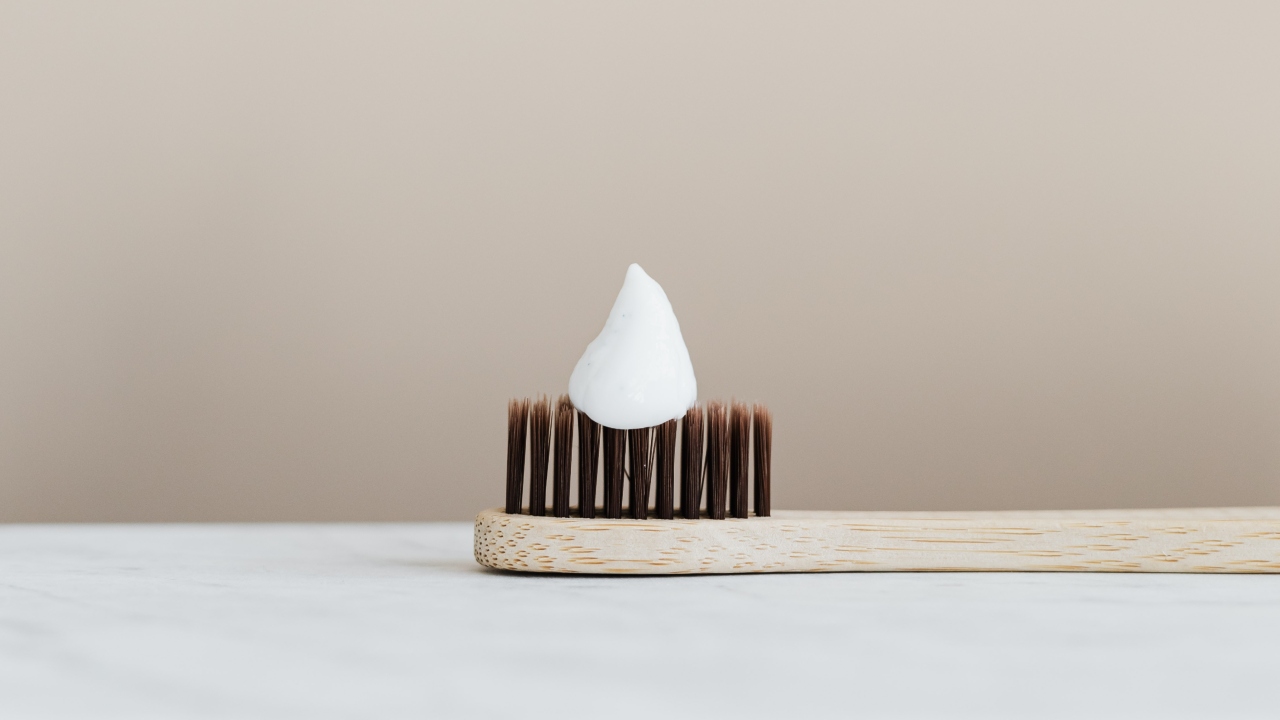 que tan saludable es tu pasta de dientes