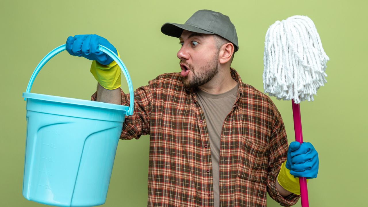 Como trapear con menta