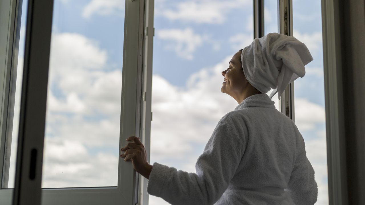 Consejos-para-ventilar-casa-y-evitar-humedad-en-paredes