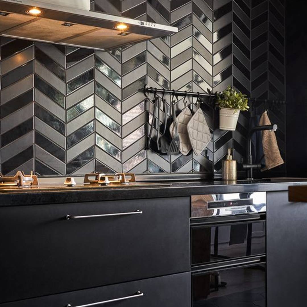 cocina de color negro muy sofisticada