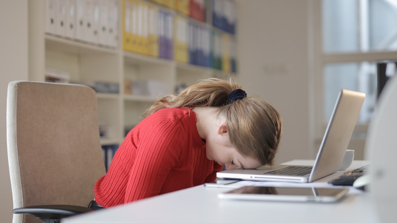 si no duermes tus horas en que te puede afectar