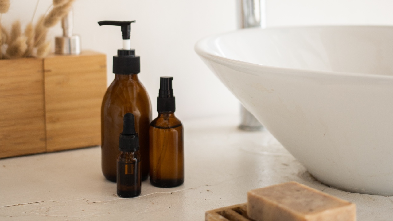 paso a paso para hacer perfume con aceites