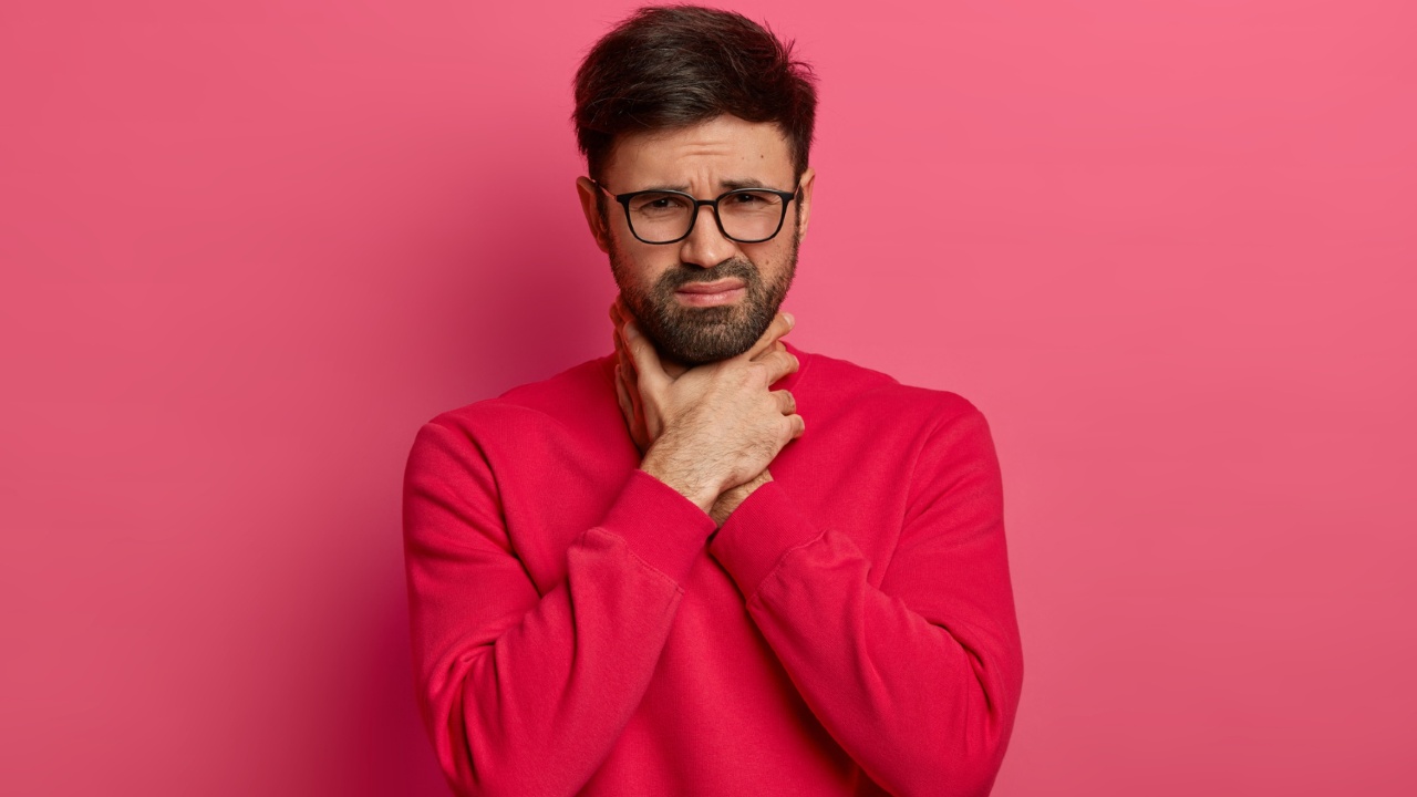 como aliviar el dolor de garganta