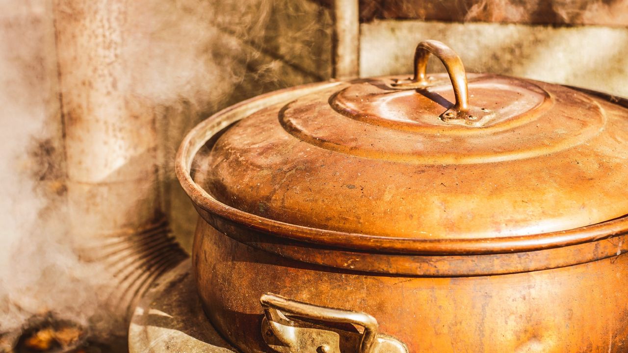 peligros-de-cocinar-en-sarten-comal-oxidado