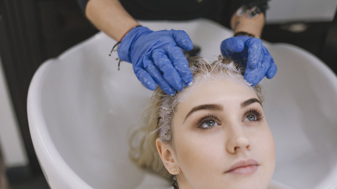 Aclara tu cabello con canela y miel