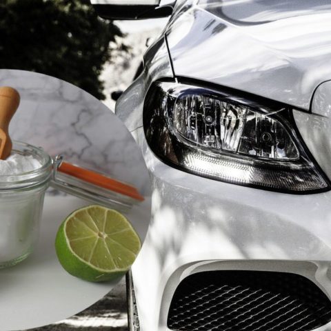 Bicarbonato para quitar lo amarillo de los faros