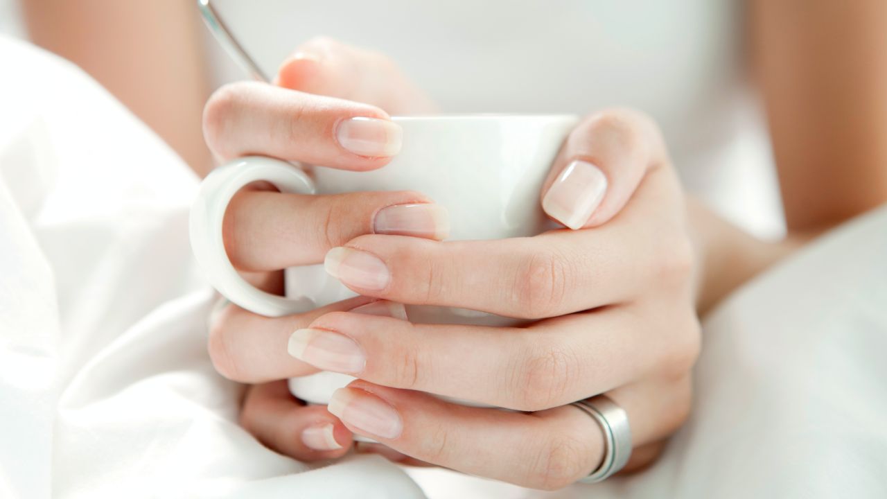 Cola de caballo para fortalecer las uñas