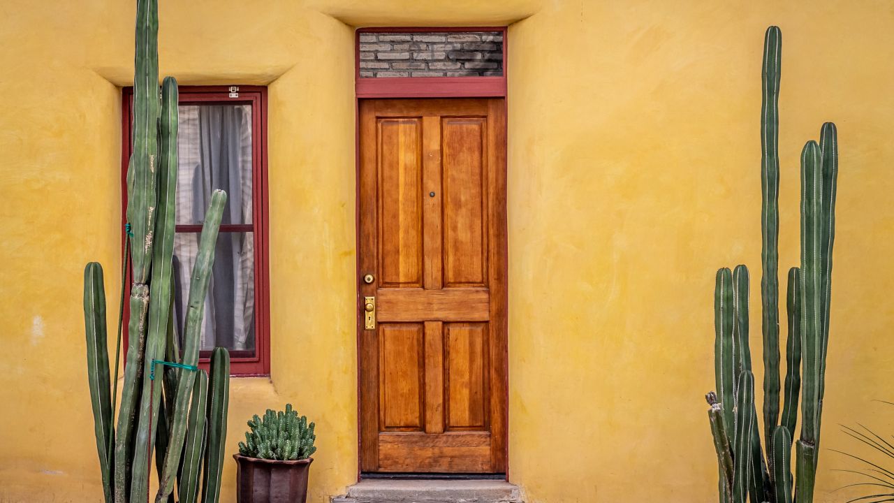 Cómo limpiar las puertas de madera para no maltratarlas