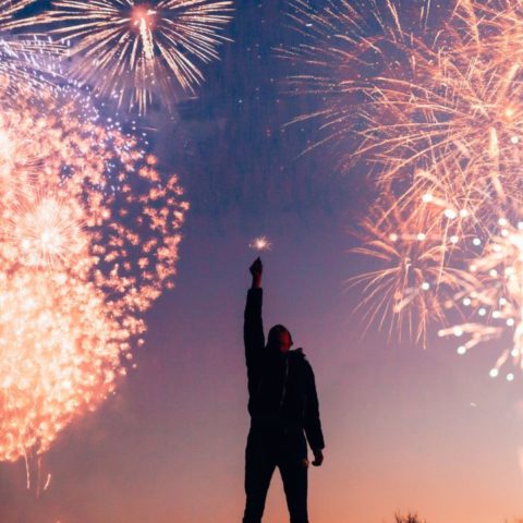 Denunciar vecinos si truenan cohetes, multa