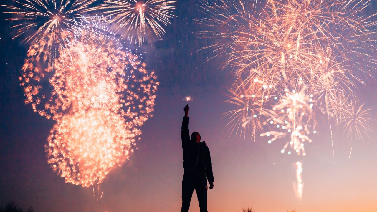 Denunciar vecinos si truenan cohetes, multa