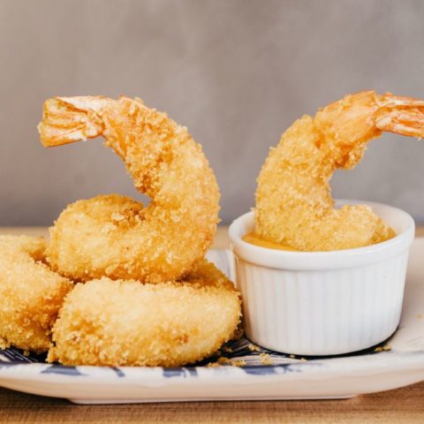 Diferencias entre empanizar, capear y rebozar