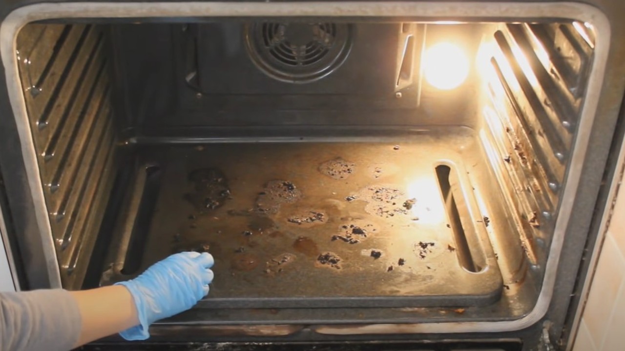 eliminar el cochambre más dificil del horno