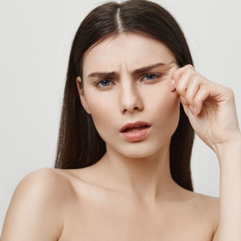 Errores que te están arrugando el rostro