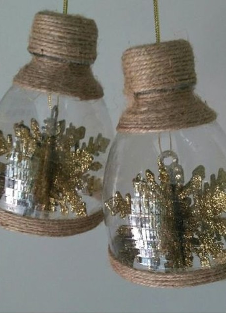 adornos navideños con botellas