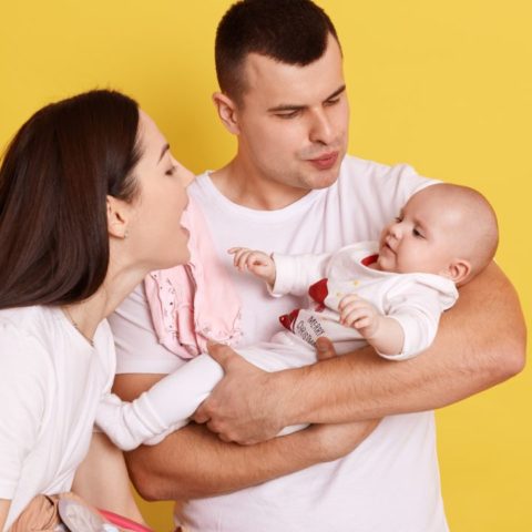 Padres pueden elegir el orden de los apellidos de sus hijos