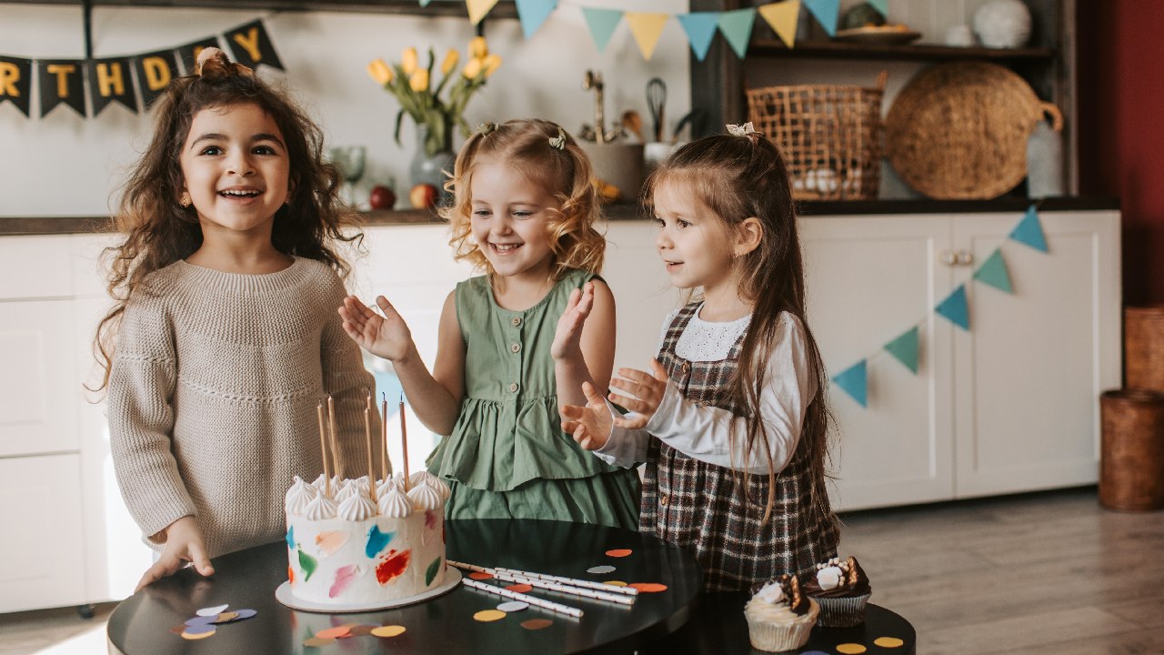 por que hijos de en medio son rebeldes