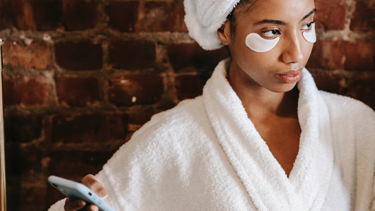 ir a bano con celular