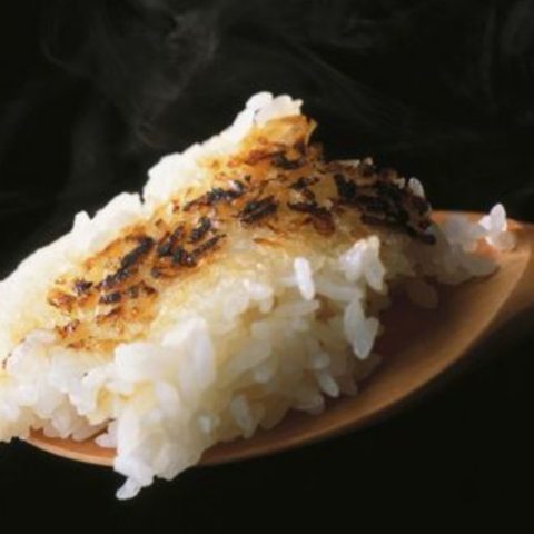 Qué hacer si se te quema el arroz