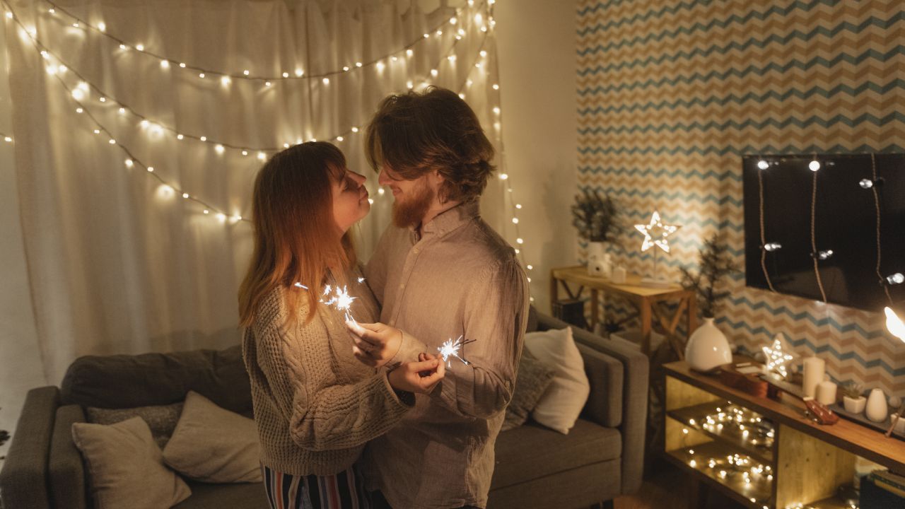 Qué significa el primer beso de año nuevo