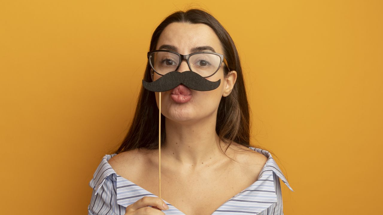 Quitarte el bigote sin cera