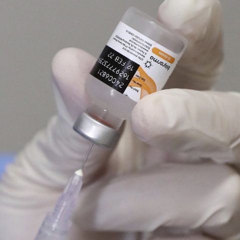 vacunas que no protegen de la variante Ómicron