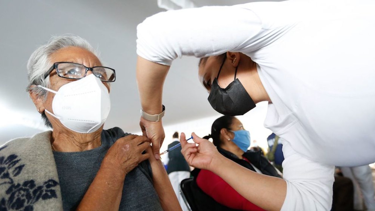 refuerzo de vacuna contra COVID-19