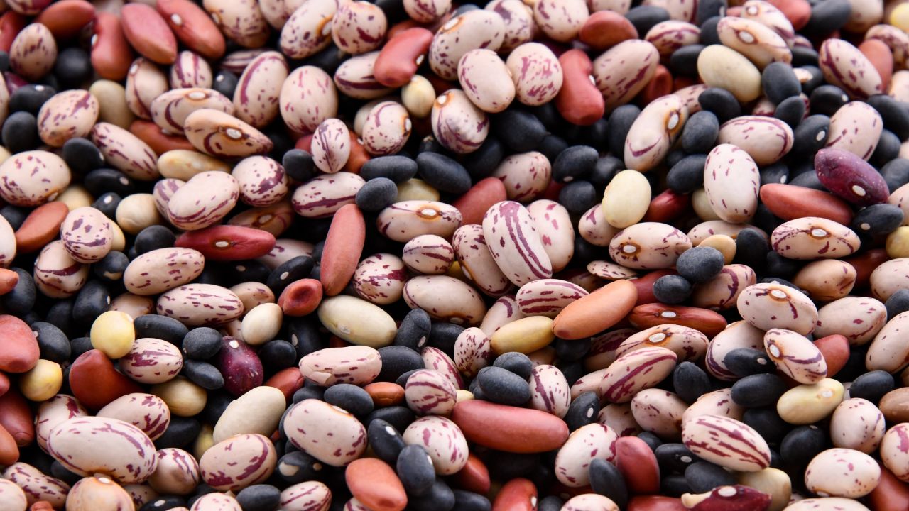 Por qué es importante limpiar los frijoles