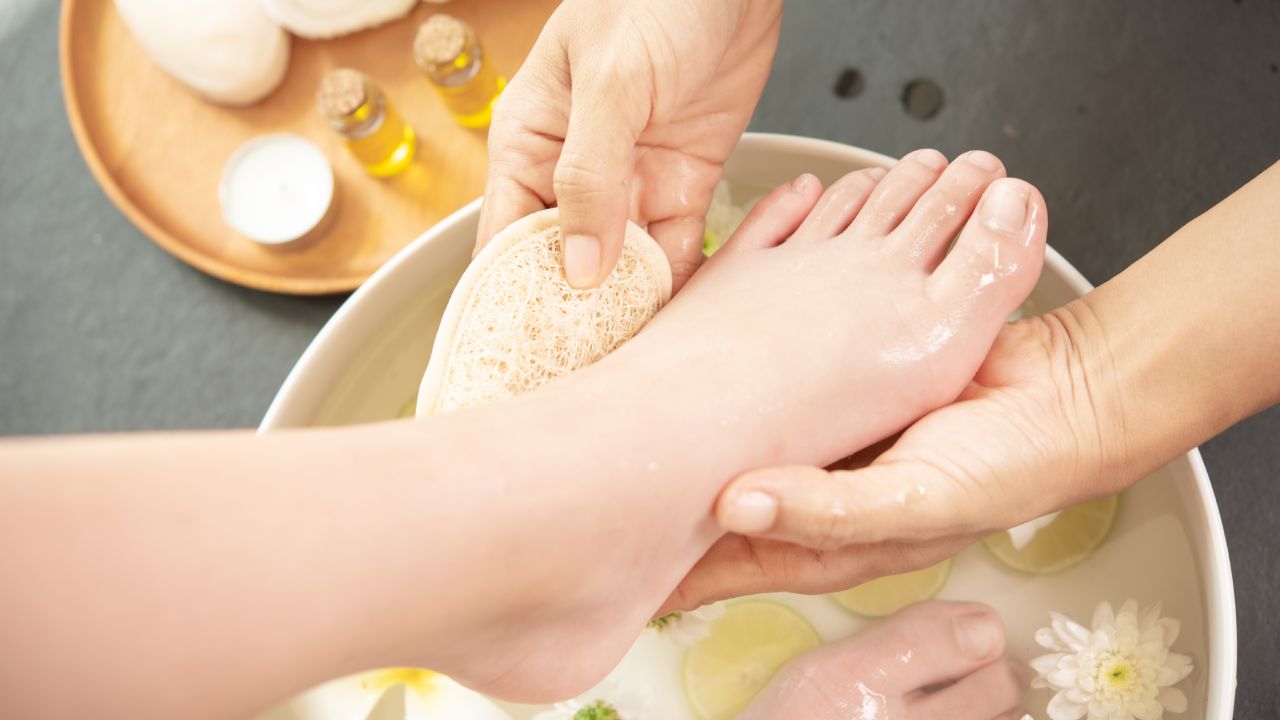 vinagre para callos y hongos en los pies