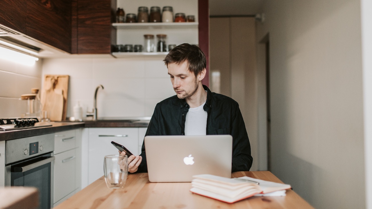 como programar respuestas automaticas en whatsapp