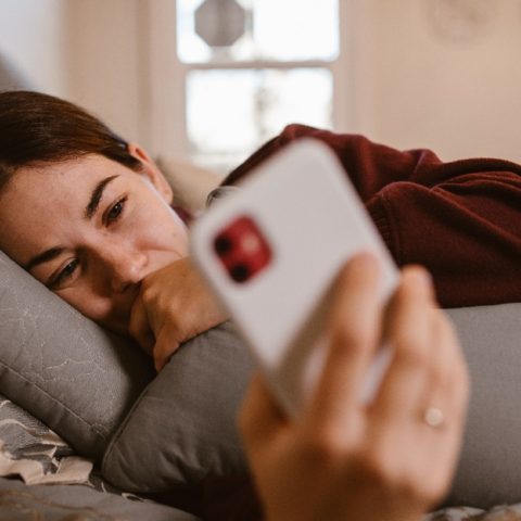 como usar respuestas automaticas de whatsapp