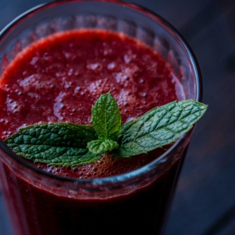 Jugo de betabel para las várices