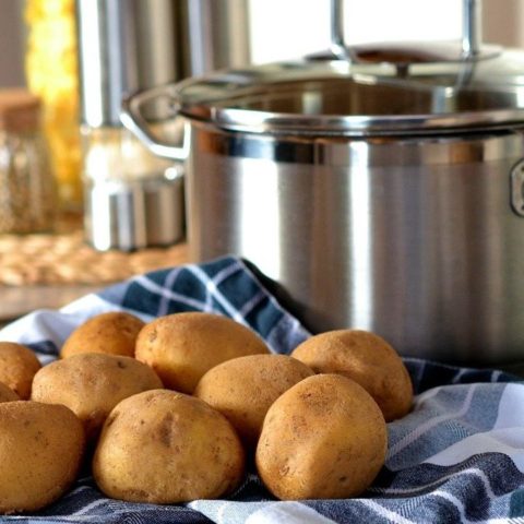 papas nunca se deben guardar en el refrigerador